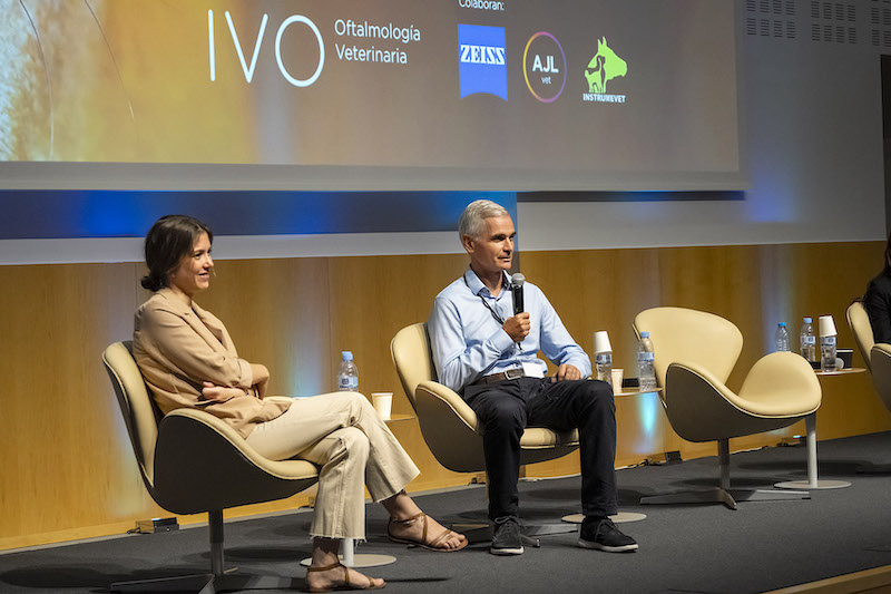 Debate con los asistentes a la Jornada IVO de Oftalmología Equina